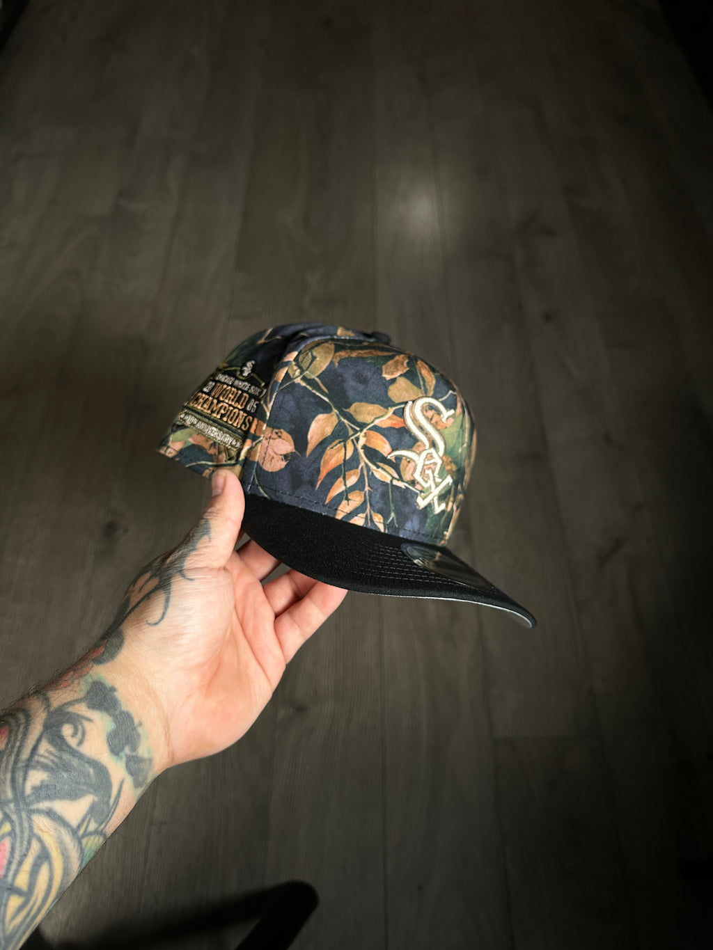 NEW ERA CHICAGO WHITE SOX WORLD CHAMPIONS 2005 LEAVES