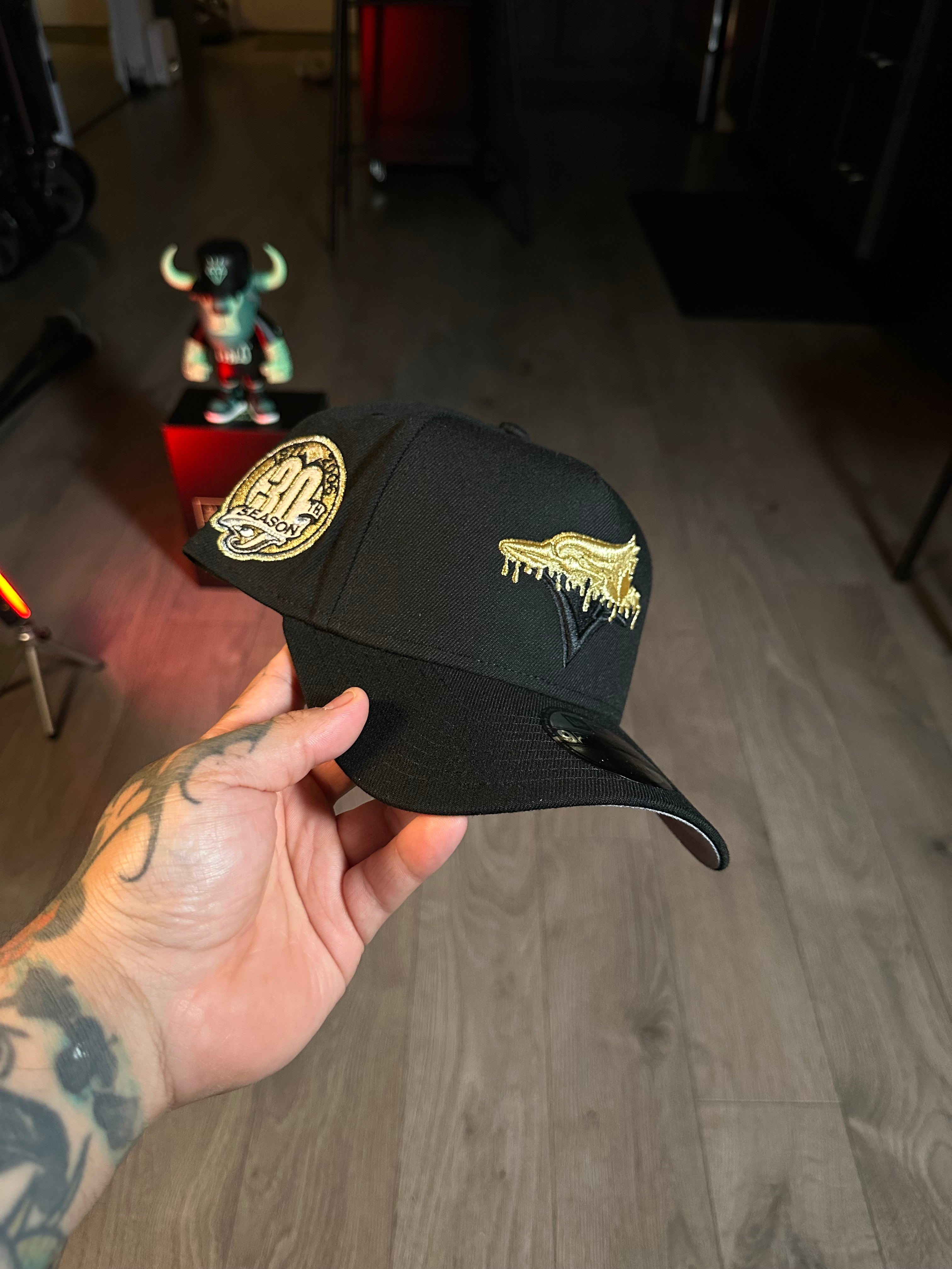 NEW ERA 9FORTY TORONTO BLUE JAYS 30th ANNIVERSARY METALLIC B.P.E.
