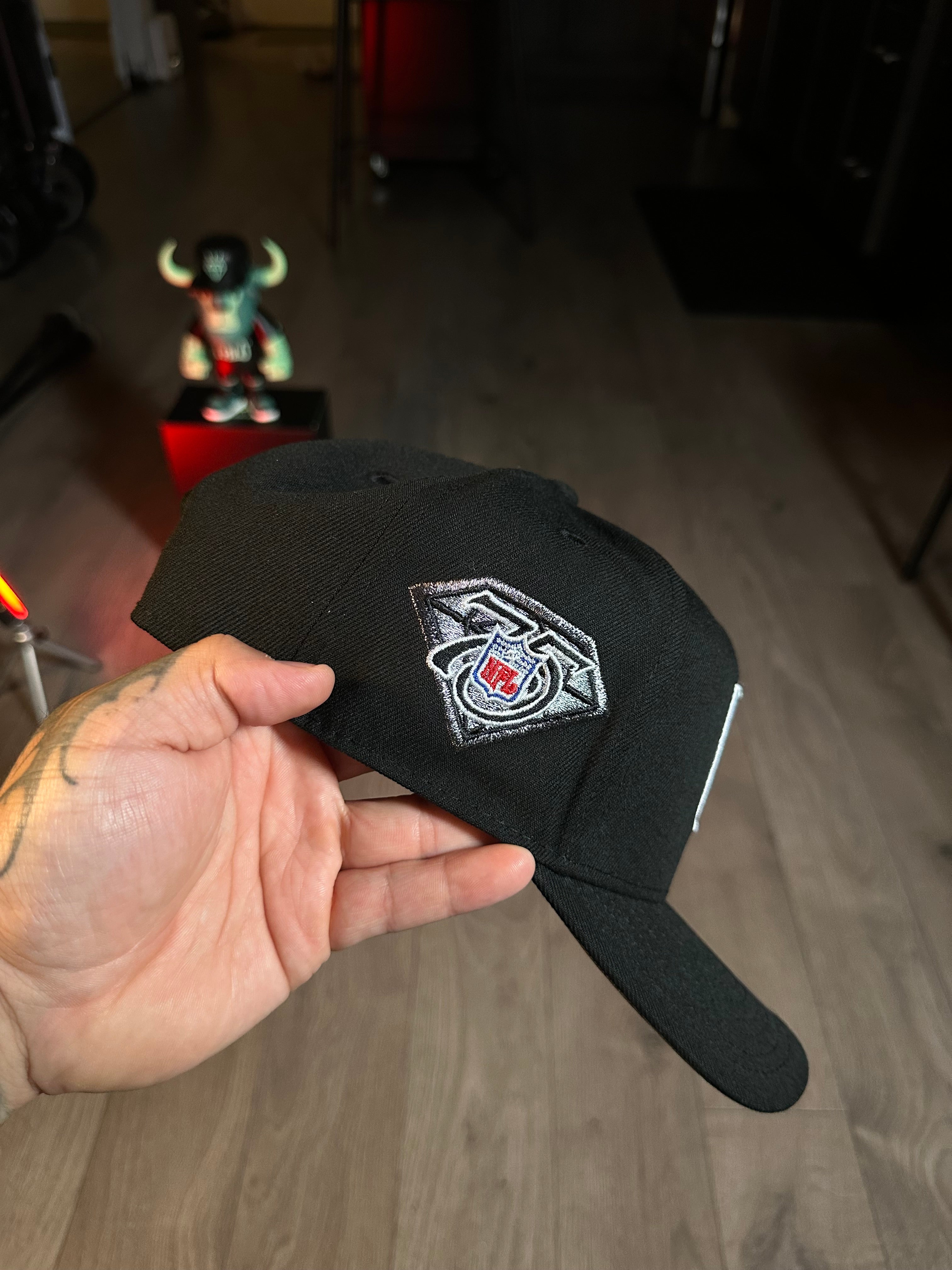 NEW ERA 9FIFTY OAKLAND RAIDERS 75th A. BLACK EDITION