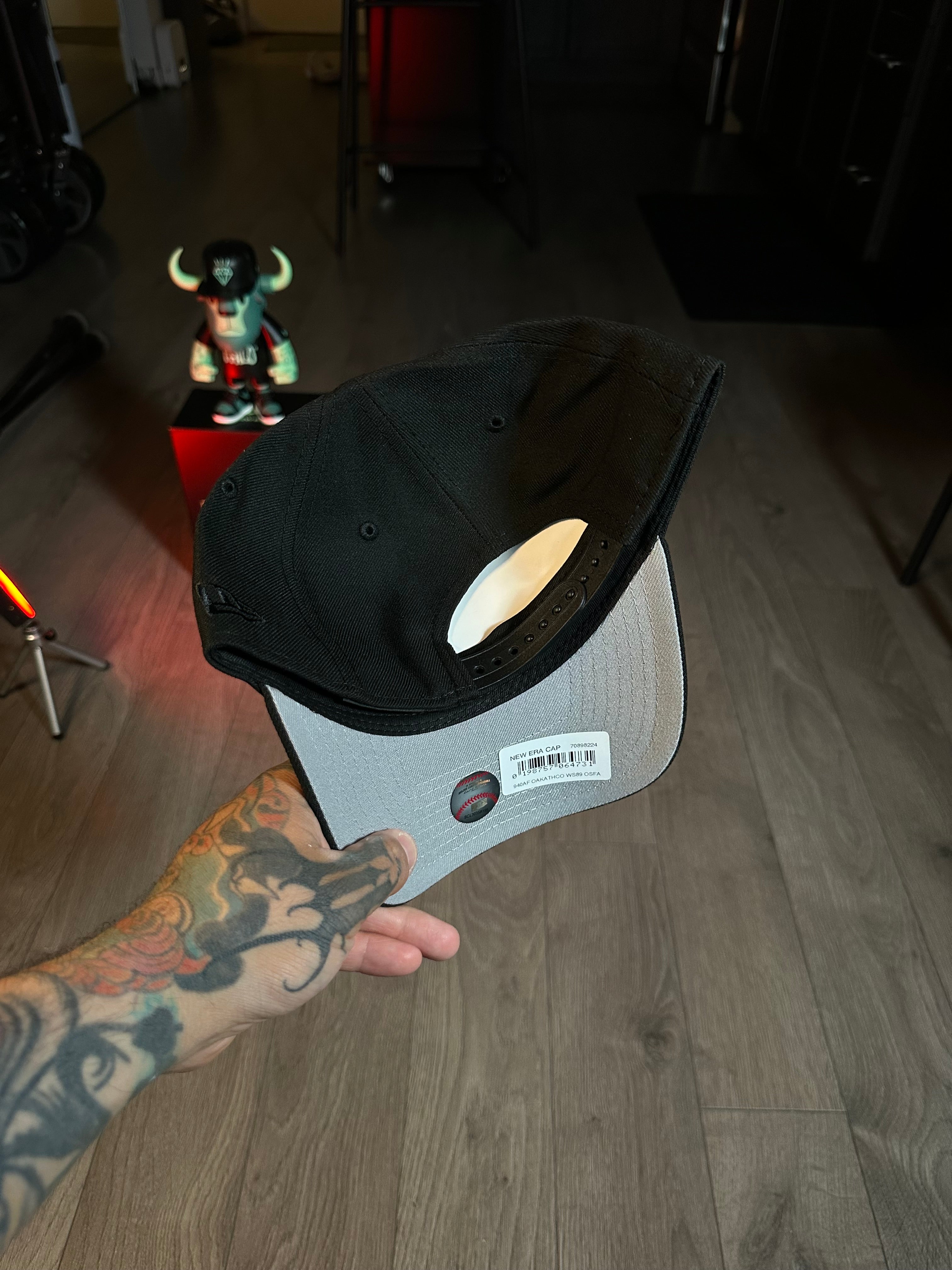 NEW ERA 9FORTY OAKLAND ATHLETICS WORLD SERIES 1989 BLACK OUT/ROSES