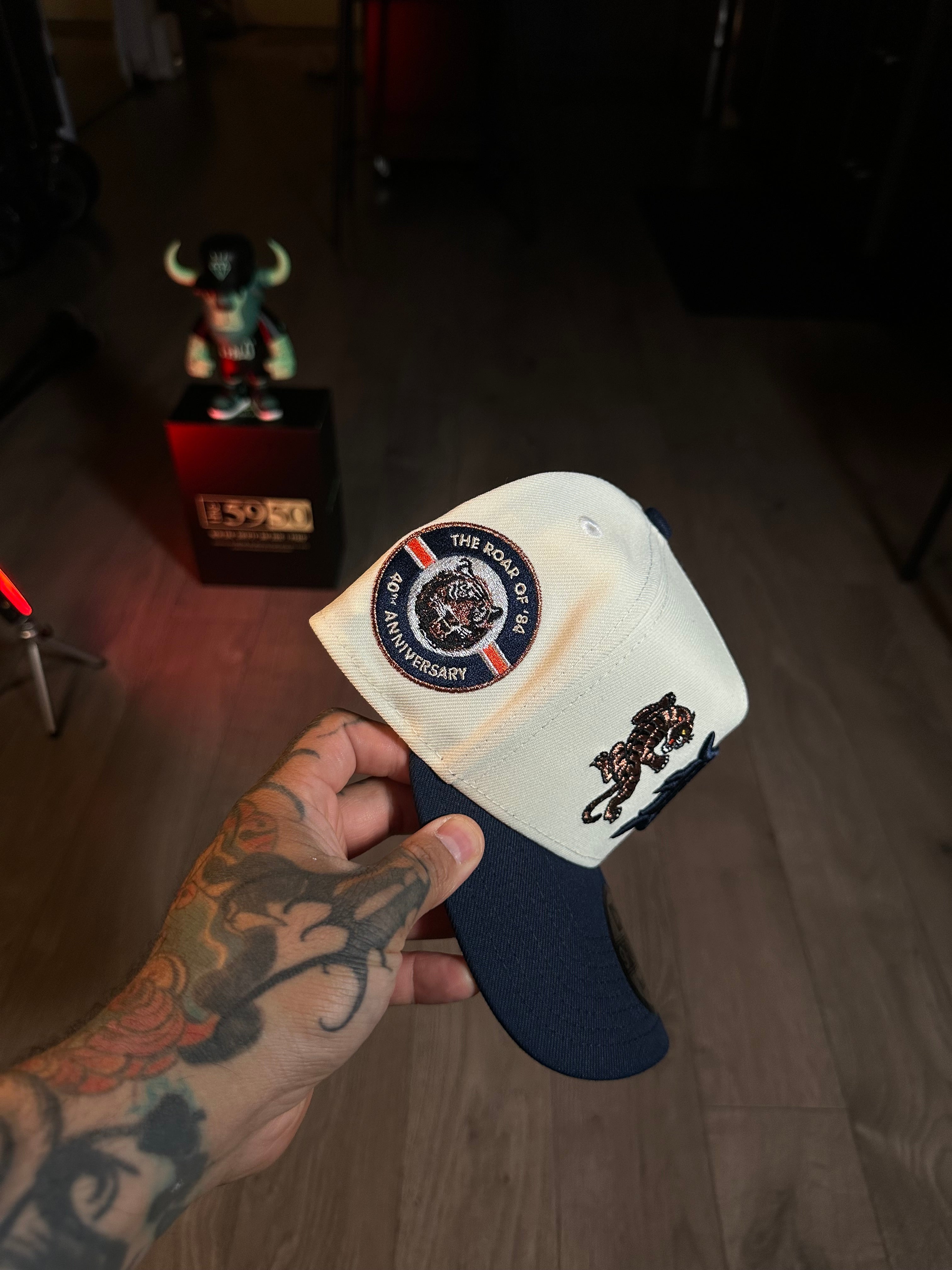 NEW ERA DETROIT TIGERS 40th ANNIVERSARY TIGERS LOGO/CHROME