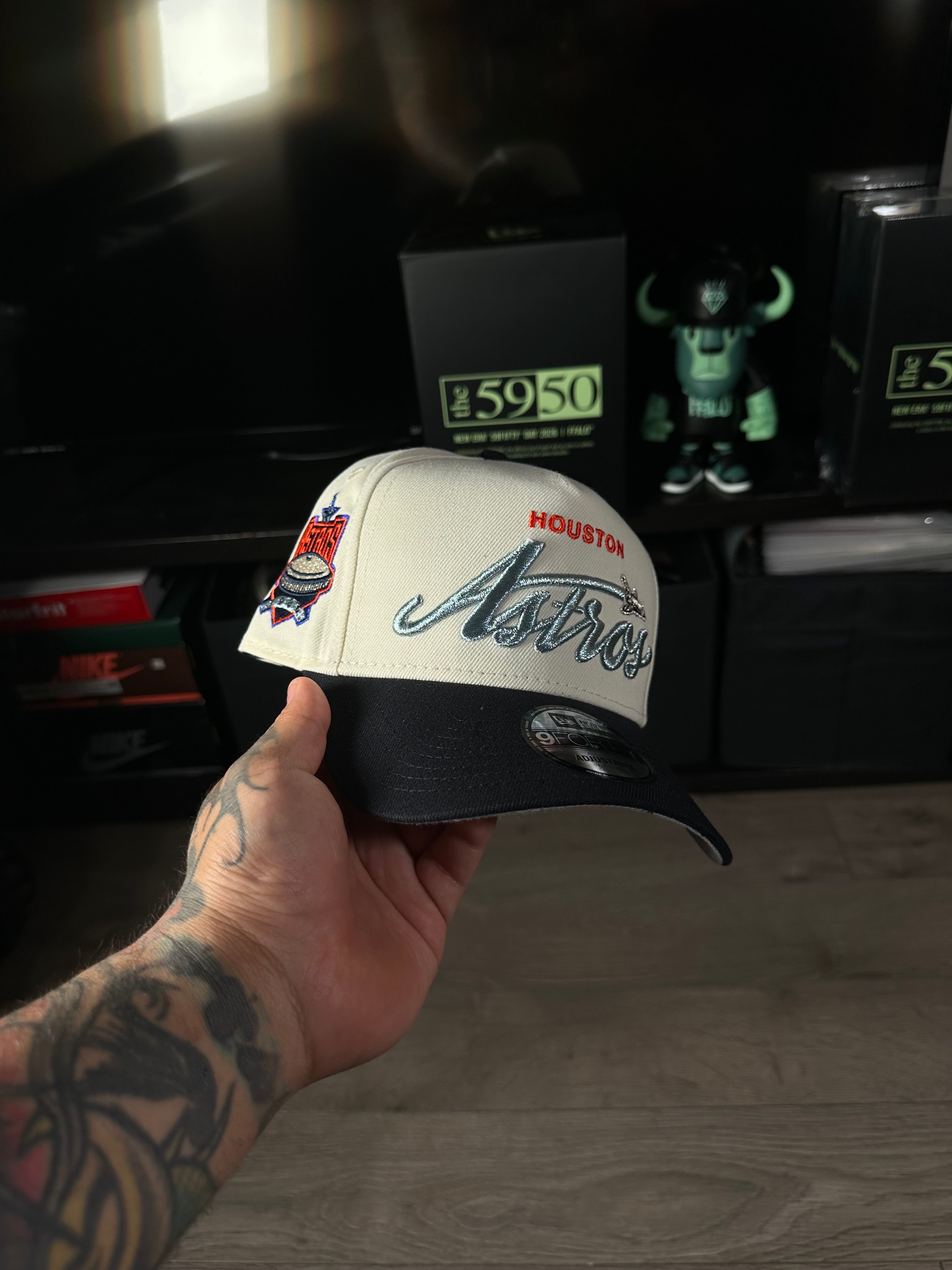 NEW ERA 9FORTY HOUSTON ASTROS METALLIC SCRIPT T.T.E.